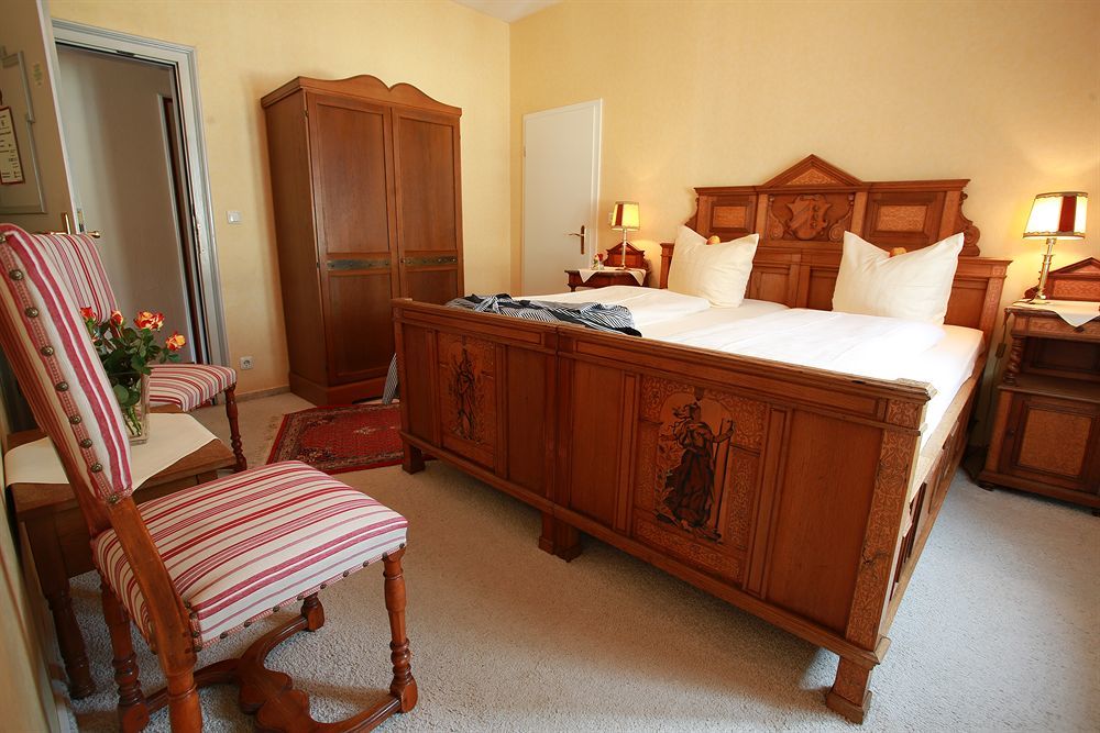 Alte Thorschenke Hotel Кохем Екстериор снимка